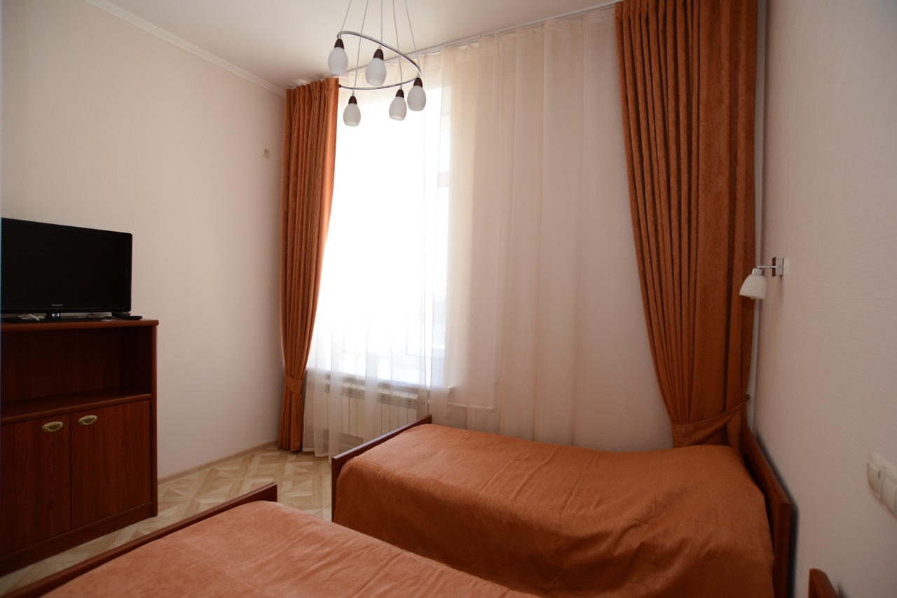 Фишер, гостиница в Калуге | Номера класса Улучшенный стандарт с двумя односпальными кроватями